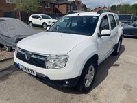 Second-hand Dacia Duster Lauréate 110 CP (80 kW) 2014 Alb SUV