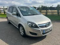 Used Vauxhall Zafira Design Edition 110 HP (80 kW) 2013 Silver MPV