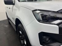 New Isuzu D-Max 163 HP (119 kW) 2025 Splash white Pickup