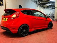 used Ford Fiesta (2015/64)1.0 EcoBoost (140bhp) Zetec S Red 3d