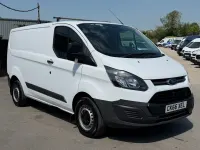 Used Ford Transit Custom 104 HP (76 kW) 2017 White Van