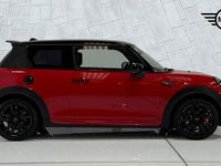 Używany Mini John Cooper Works Hatch 231 KM (169 kW) 2021 Czerwony Hatchback