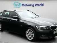 Begagnad BMW 330e 292 HK (214 kW) 2022 Svart Kombi