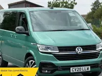 Used VW Caravelle Executive 199 HP (146 kW) 2020 Green Van