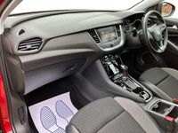 Used Vauxhall Grandland X S 128 HP (94 kW) 2019 Red SUV