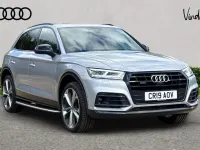 Begagnad Audi Q5 Comfort 241 HK (177 kW) 2019 Silver SUV