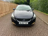 Used Volvo V40 120 HP (88 kW) 2016 Blue Hatchback