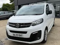 Used Vauxhall Vivaro 100 HP (73 kW) 2023 White MPV