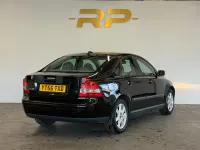 Used Volvo S40 100 HP (73 kW) 2005 Black Sedan