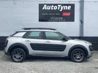 Used Citroën C4 Cactus Feel 82 HP (60 kW) 2015 Silver Hatchback
