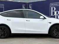 Used Tesla Model Y 282 kW (384 HP) 2022 White SUV