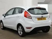 Used Ford Fiesta Zetec 82 HP (60 kW) 2017 White Hatchback