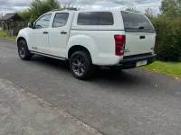 Usado Isuzu D-Max 164 CV (120 kW) 2015 Blanco Pickup/Camioneta