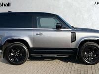 Usado Land Rover Defender SE Dynamic 249 HP (183 kW) 2022 Cinzento SUV