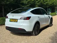 Used Tesla Model Y Long Range AWD 378 kW (514 HP) 2024 White SUV