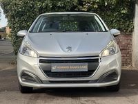 Second-hand Peugeot 208 Active 2016 Argintiu Hatchback