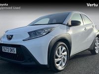Used Toyota Aygo X PURE 72 HP (52 kW) 2022 White SUV