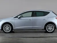 Begagnad Seat Leon SE Dynamic 115 HK (84 kW) 2020 Silver Halvkombi