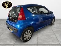 Second-hand Peugeot 107 68 CP (50 kW) 2010 Albastru Hatchback