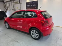 Used VW Polo SE 90 HP (66 kW) 2015 Red Hatchback