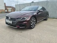 Used VW Arteon R-line 190 HP (139 kW) 2018 Red Hatchback