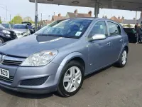 Usado Vauxhall Astra Active 115 CV (84 kW) 2009 Plateado Utilitario