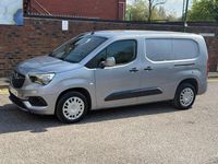 Używany Vauxhall Combo Sportive 100 KM (73 kW) 2019 Szary Minivan