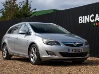 Used Vauxhall Astra SRi 165 HP (121 kW) 2011 Silver Estate