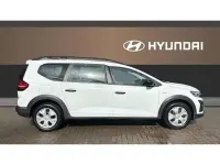 Begagnad Dacia Jogger Essentiel 110 HK (80 kW) 2022 Vit Minibuss