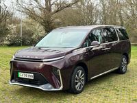 Used Maxus MIFA 9 180 kW (245 HP) 2024 Red MPV