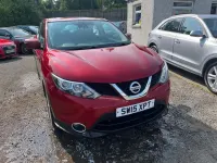 Used Nissan Qashqai Acenta 115 HP (84 kW) 2015 Red SUV