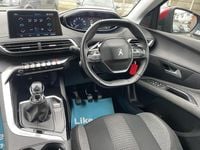 Used Peugeot 3008 Active 130 HP (95 kW) 2017 Red SUV