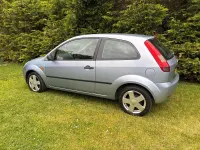 Used Ford Fiesta Zetec 79 HP (58 kW) 2005 Blue Hatchback