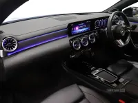 Usado Mercedes CLA220 AMG Line Premium Plus 190 HP (139 kW) 2025 Azul Sedan