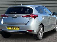 Used Toyota Auris Hybrid 136 HP (100 kW) 2019 Hatchback