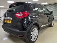 Używany Renault Captur Dynamique 90 KM (66 kW) 2015 Czarny SUV