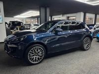 Used Porsche Macan Turbo 440 HP (323 kW) 2020 Blue SUV