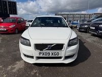 Used Volvo C30 R-Design 109 HP (80 kW) 2009 White Hatchback