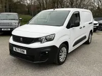 Used Peugeot Partner Premium 131 HP (96 kW) 2021 White MPV