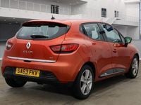 Used Renault Clio IV Dynamique 90 HP (66 kW) 2013 Red Hatchback