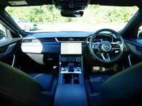 Usado Jaguar F-Pace R-Dynamic 204 HP (150 kW) 2022 Prateado SUV