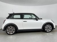 Used Mini Cooper Classic 2025 White Hatchback