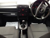 Usado Audi A2 110 HP (80 kW) 2002 Citadino