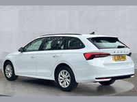 Used Skoda Octavia SE Technology 113 HP (83 kW) 2025 White Estate