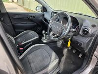 Usado Hyundai i10 SE 2020 Castanho Citadino