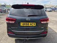 Begagnad Kia Sorento 200 HK (147 kW) 2016 Grå SUV