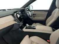 Usado Volvo XC90 Ultra 455 HP (334 kW) 2025 Cinzento SUV