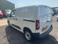 Used Vauxhall Combo 100 HP (73 kW) 2023 White MPV
