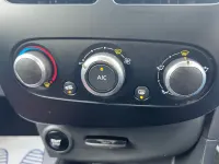Begagnad Renault Clio IV Play 2016 Svart Halvkombi