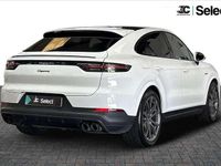 Used Porsche Cayenne 464 HP (341 kW) 2022 White SUV